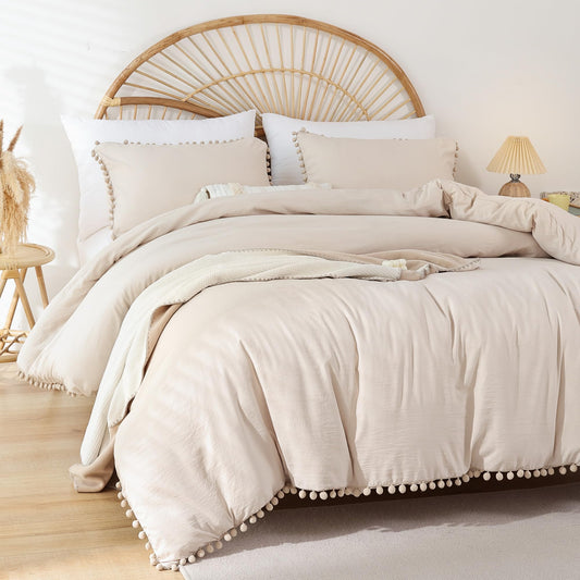 Bedding set — Ball pom fringe design comforter set by YIRDDEO