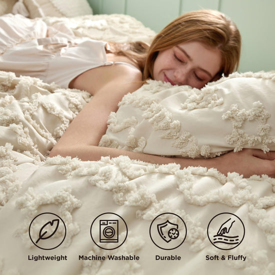 Bedsure bedding set — Tufted boho comforter with vintage embroidery