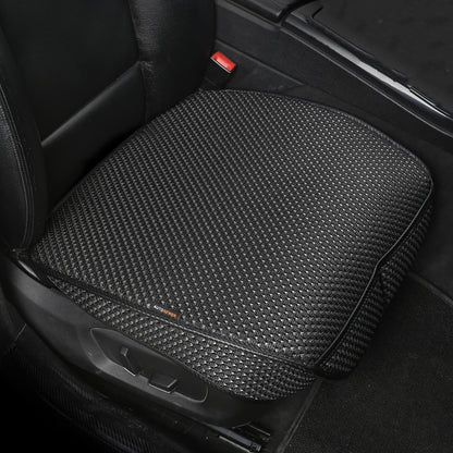 Vehicle seat cover — Breathable and universal for all seasons