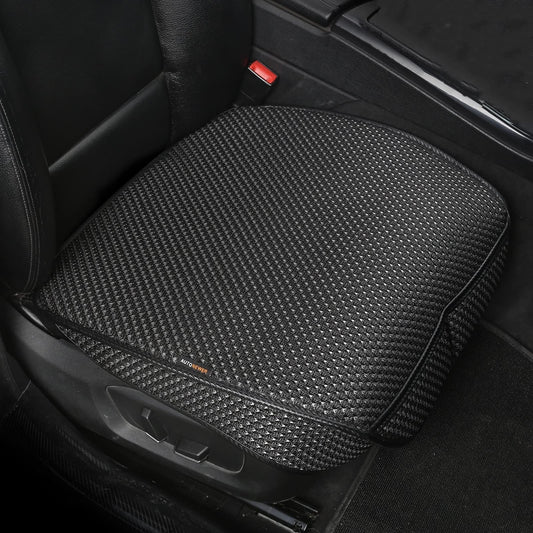 Vehicle seat cover — Breathable and universal for all seasons