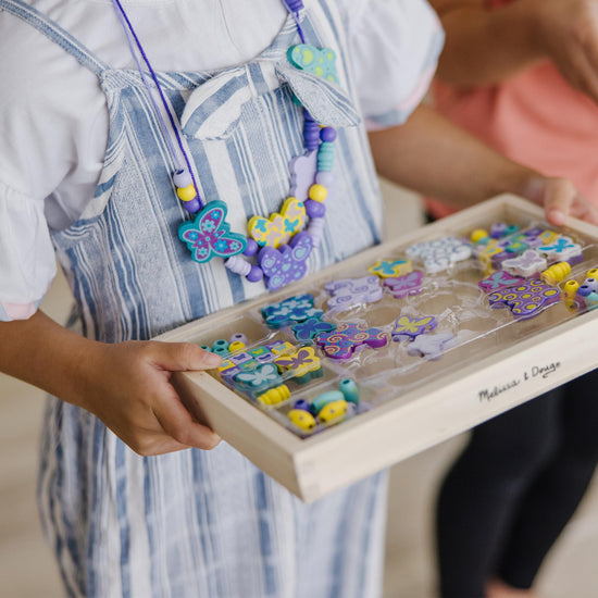 Art craft kit — Melissa & Doug wooden bead set