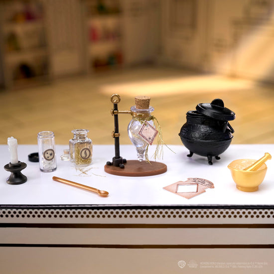 Art and craft kit — Harry Potter mini potions collectibles by MGA's Miniverse