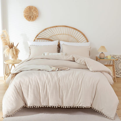 Bedding set — Ball pom fringe design comforter set by YIRDDEO