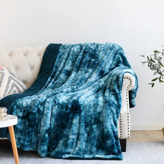 Blanket — Super soft faux fur with sherpa backing for warmth and coziness