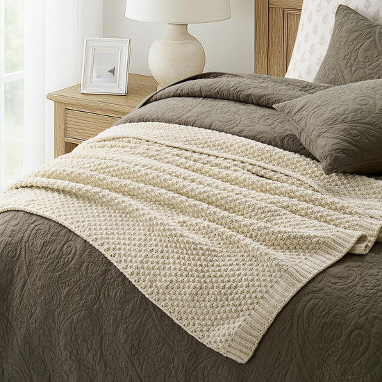 Blanket — Chunky chenille design by Evergracehome