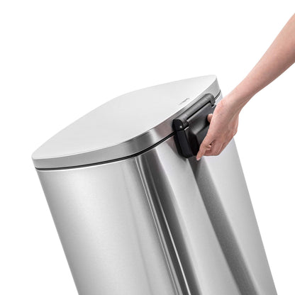 QUALIAZERO trash can with stainless steel, hands-free design and soft close lid