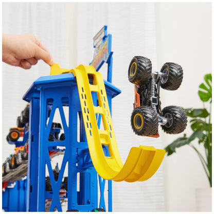 Monster Jam - toy vehicle set with monster trucks and accessories.