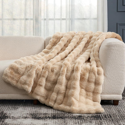Faux fur throw blanket — cozy bliss softness