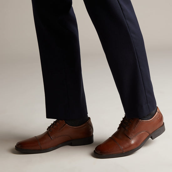 Clarks men's oxford shoes - Tilden cap style