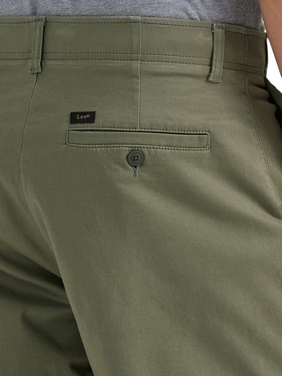 Lee men's big & tall extreme motion shorts - flat front designLee men's big & tall extreme motion shorts - flat front design