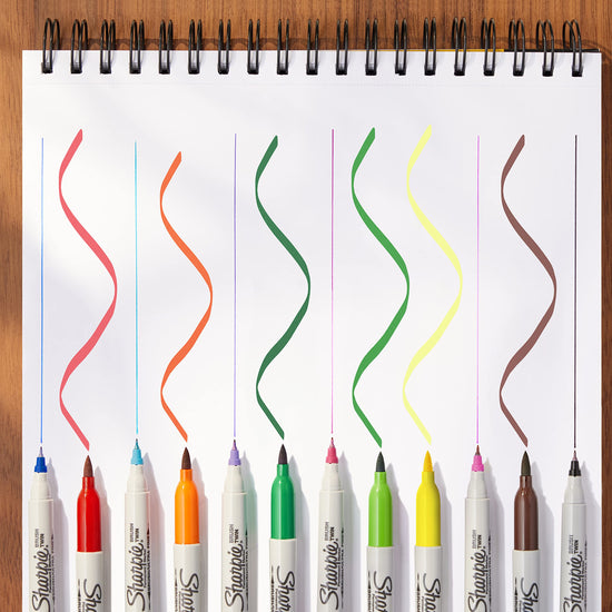 Sharpie marking pen — bold, permanent ink