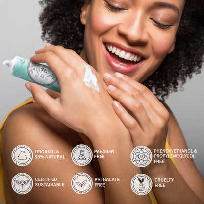 La Chatelaine hand cream trio - Nourishing and hydrating formula.