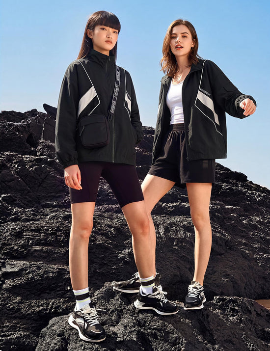 Wyeysyt coat — oversized vintage 90s windbreaker jacket