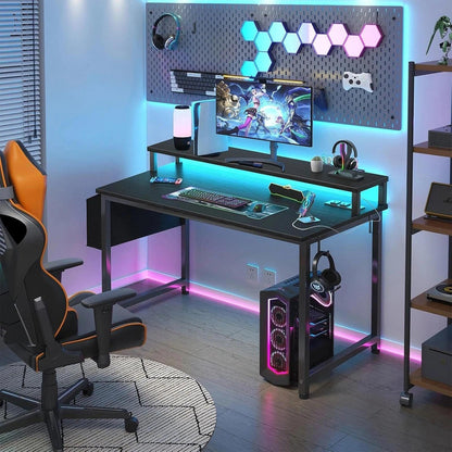 Lufeiya desk with LED lights and power outlets