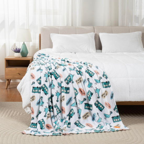 Peanuts & Mo & LBT kids throw blanket — cozy design for comfort and warmthPeanuts & Mo & LBT kids blanket — cozy design for comfort and warmth