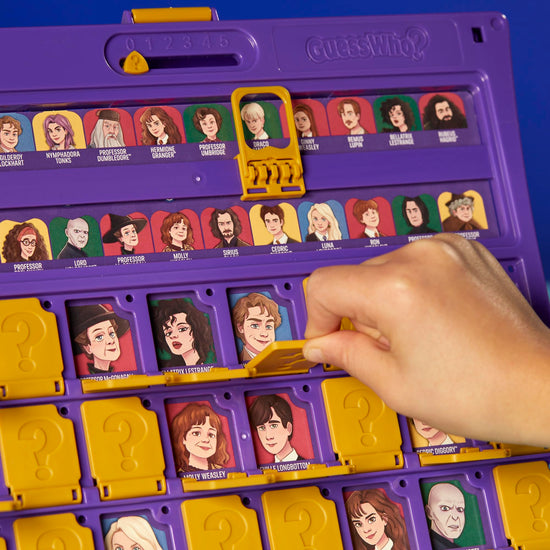 Board game — Guess Who? Harry Potter edition for ages 6 and up and 2 players