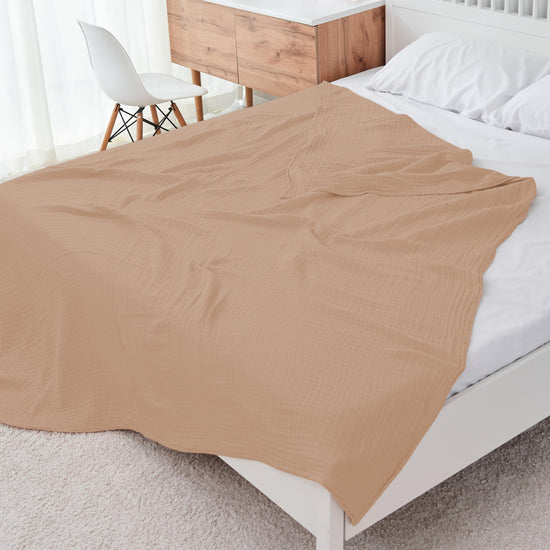Cosy family muslin cotton blanket — soft and breathable material