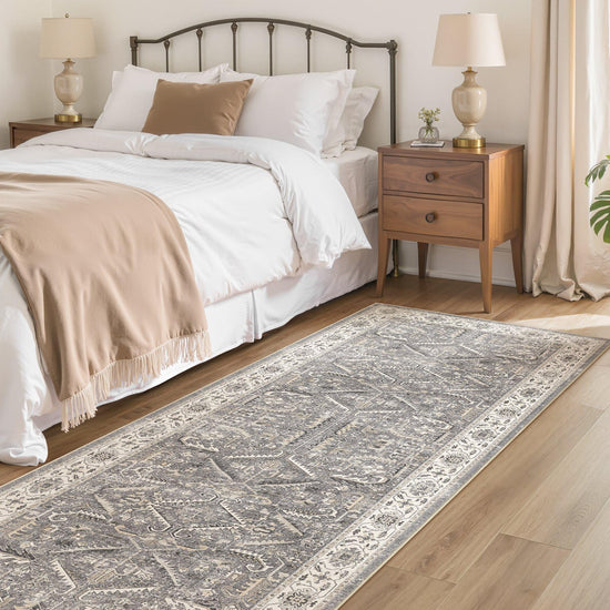 RUG — Washable, soft, large vintage design for indoor use