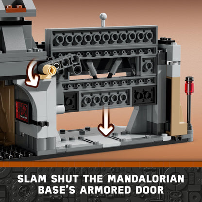 LEGO Star Wars building set – Paz Vizsla and Moff Gideon battle with 4 minifigures