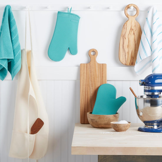 KitchenAid pot holder set with two mitts