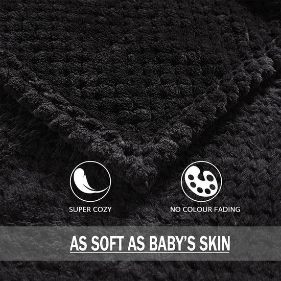 Exclusivo fleece blanket — extra large and supersoft waffle textured design