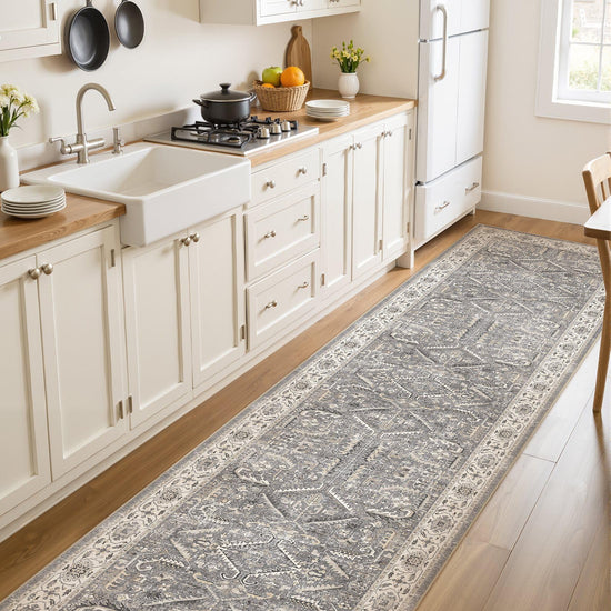 RUG — Washable, soft, large vintage design for indoor use