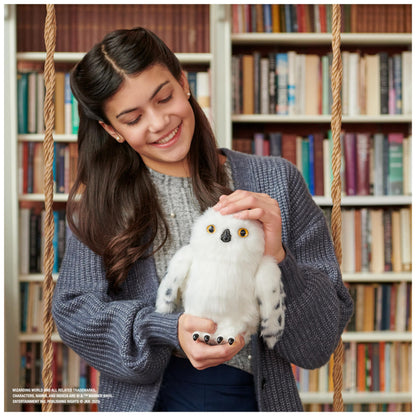 Wizarding World Harry Potter Hedwig interactive owl with sounds and movements toy figure