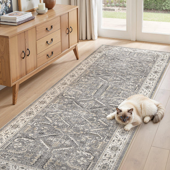 RUG — Washable, soft, large vintage design for indoor use