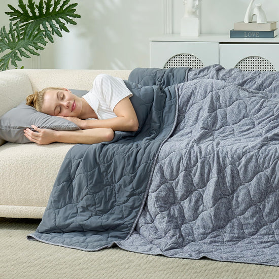 Cozy Bliss cooling blanket — dual-sided design for hot sleepers and night sweats