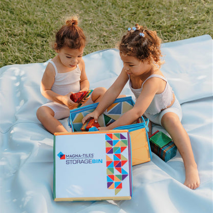 MAGNA-TILES storage bin and interactive play-mat - Original magnetic building brand