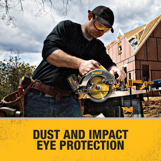Safety glasses — Anti-fog dual mold goggle by Dewalt, 1 pair