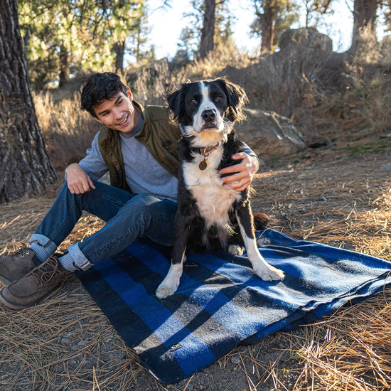 Arcturus military wool blanket — warm and thick for outdoor use and travel