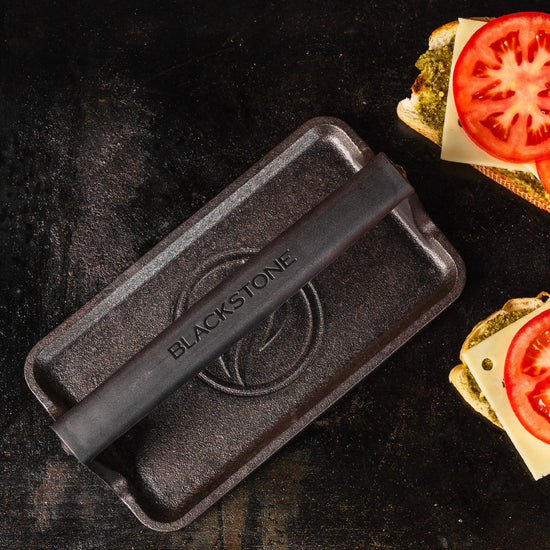 Blackstone griddle plate — cast iron rectangular design
